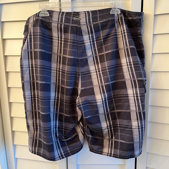 Oneill Board Shorts Mens 38 Surfing Trunks Multicolor Plaid Pocket. - Picture 2 of 7